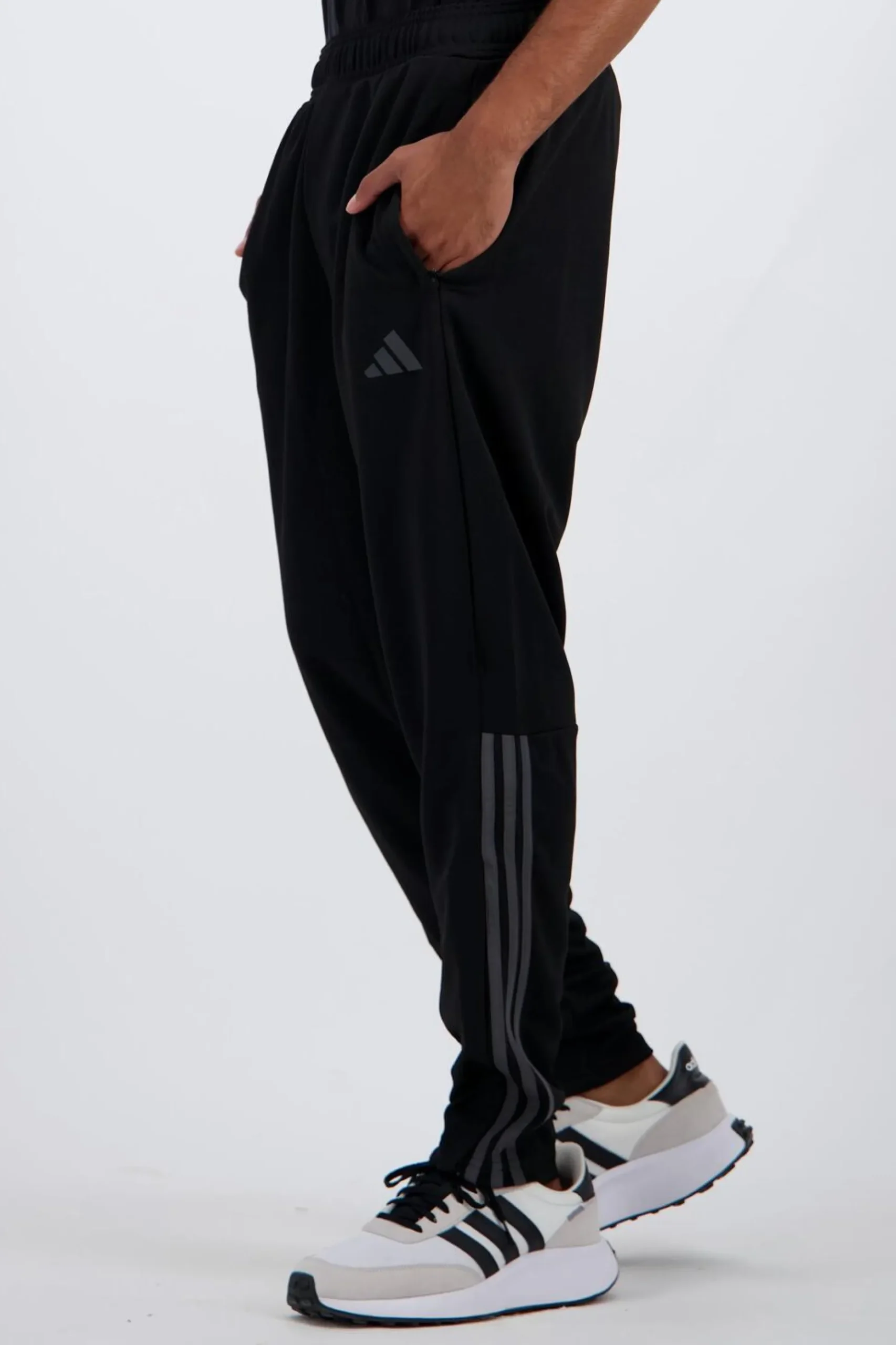 adidas Sereno