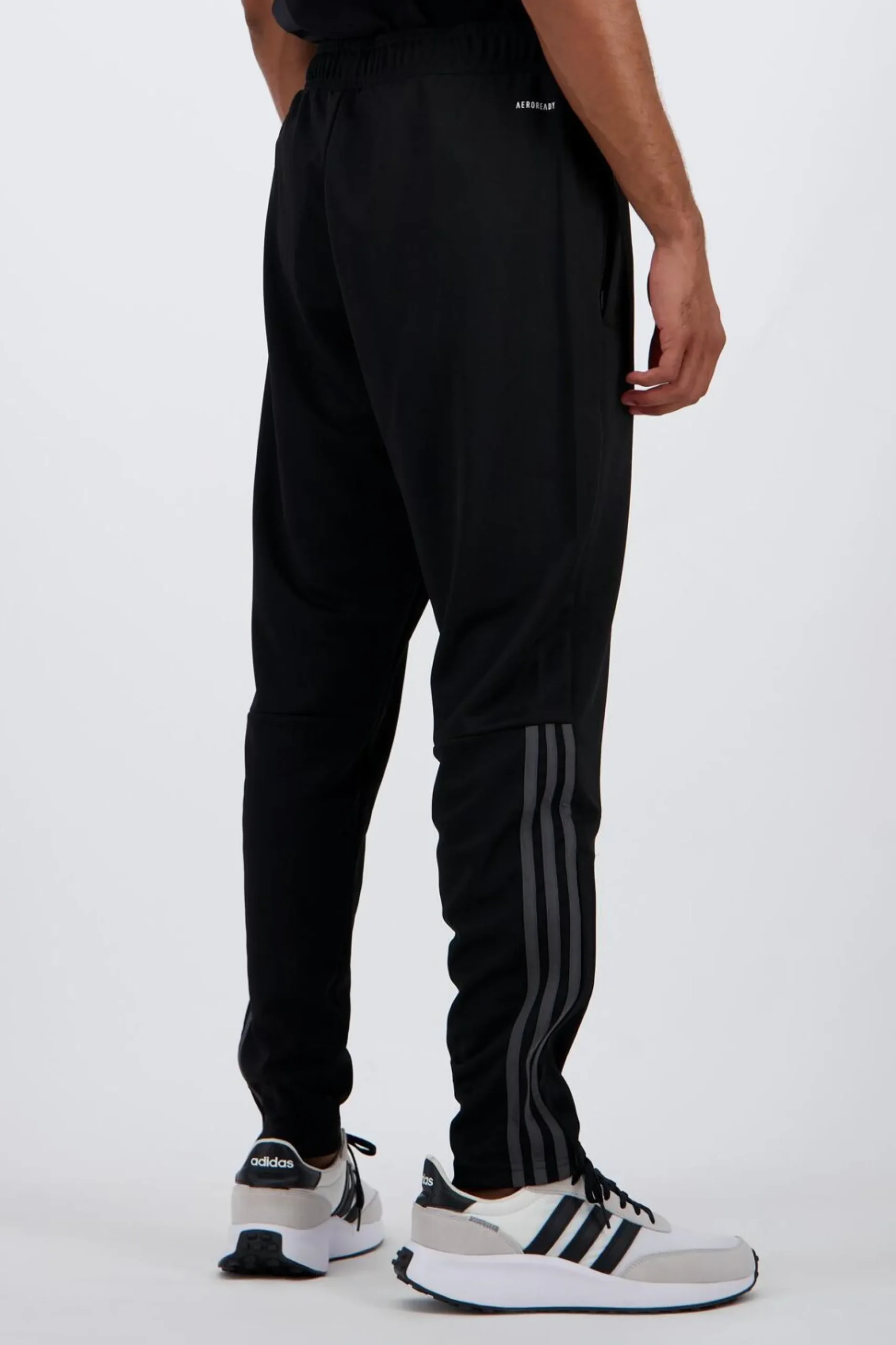 adidas Sereno