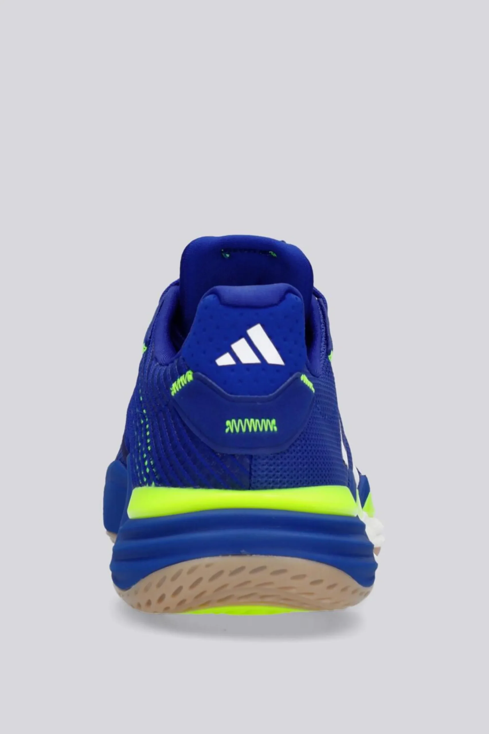 adidas Stabil 16