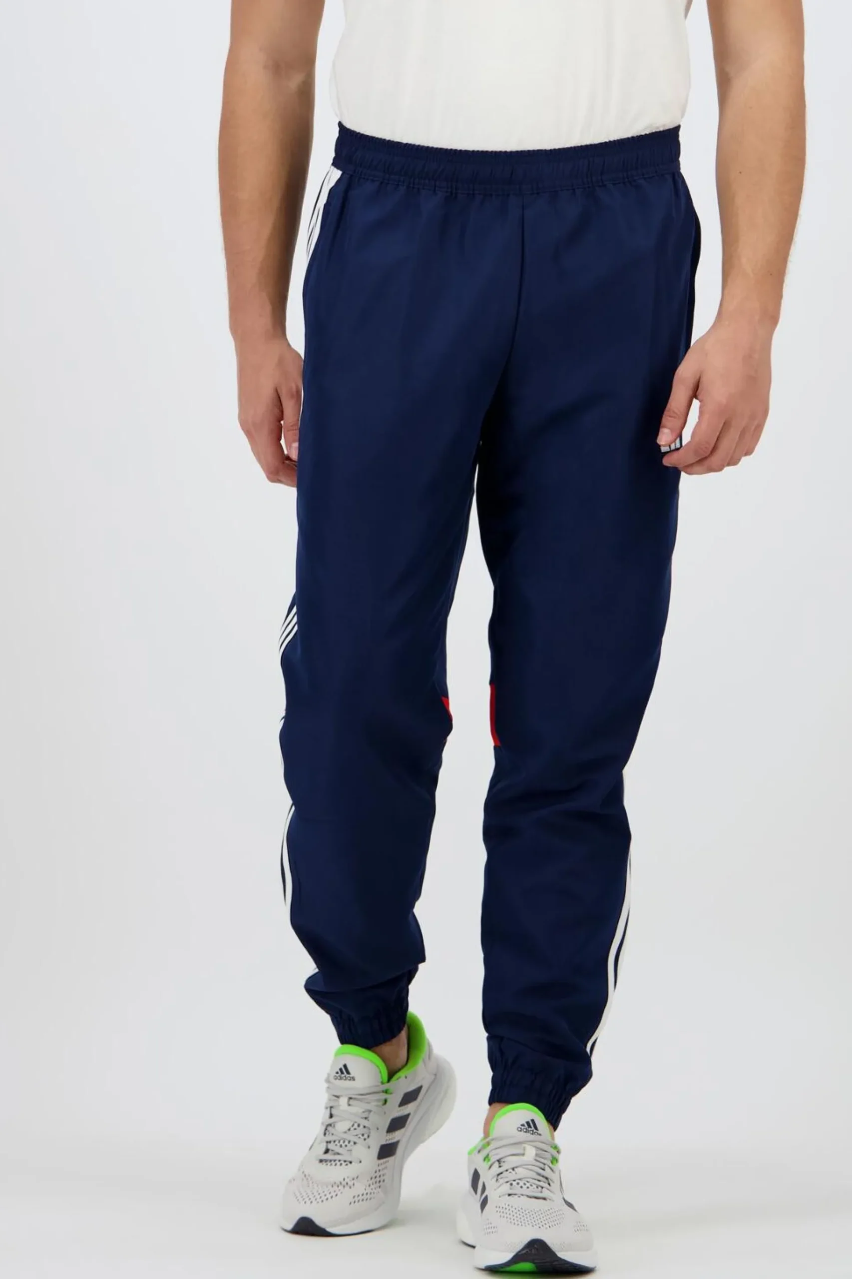 Calças adidas Tiro Essentials Woven