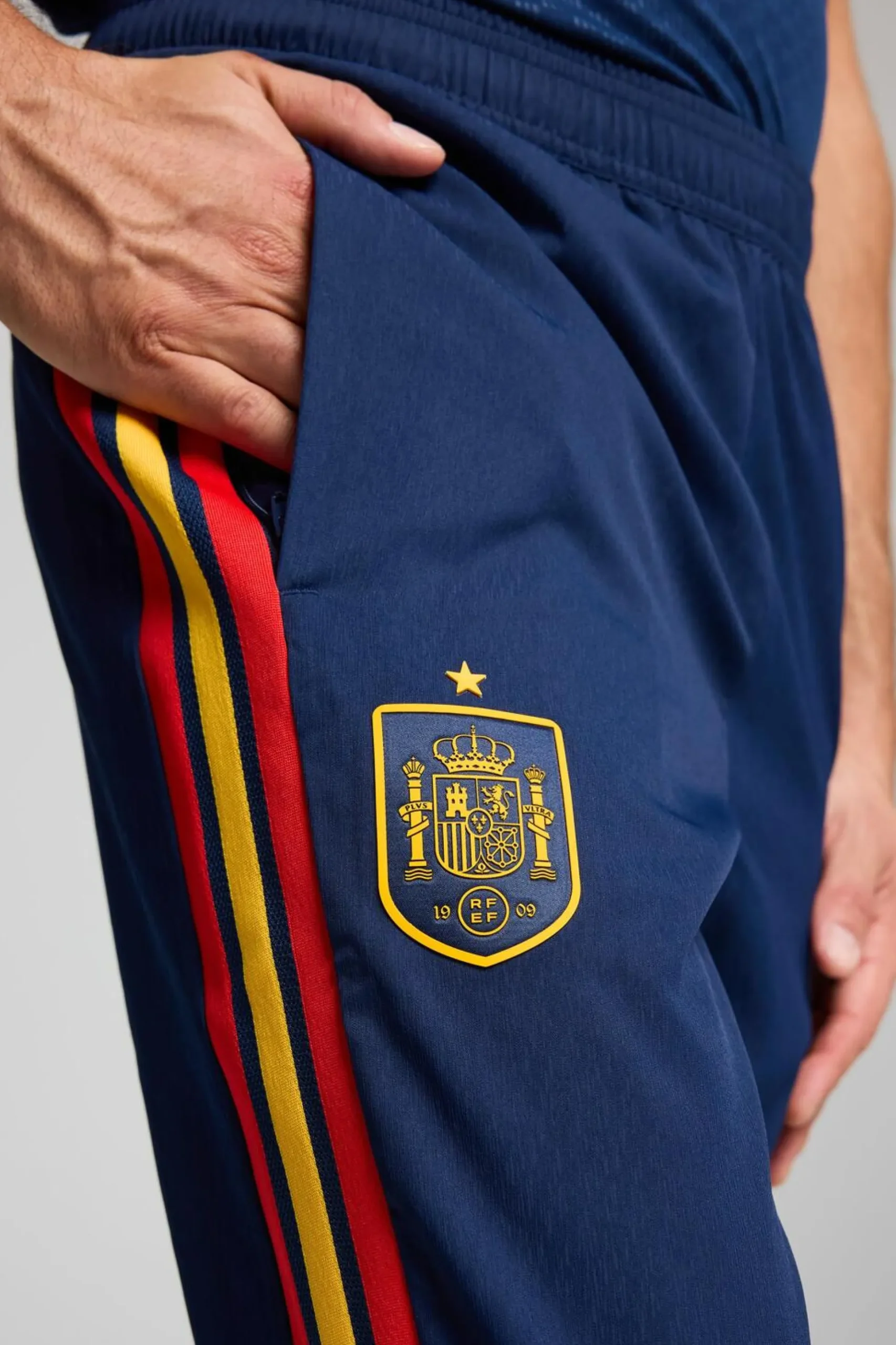 Calças Espanha 2026