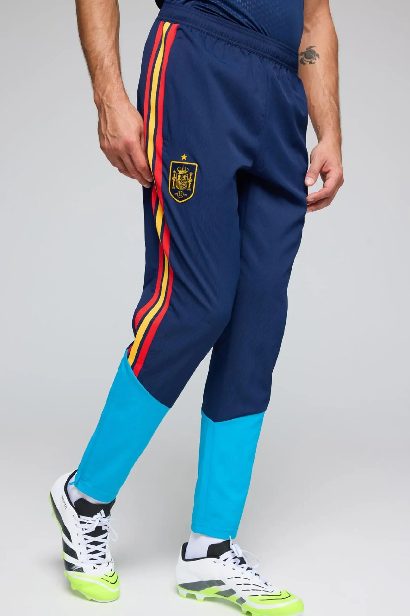Calças Espanha 2026
