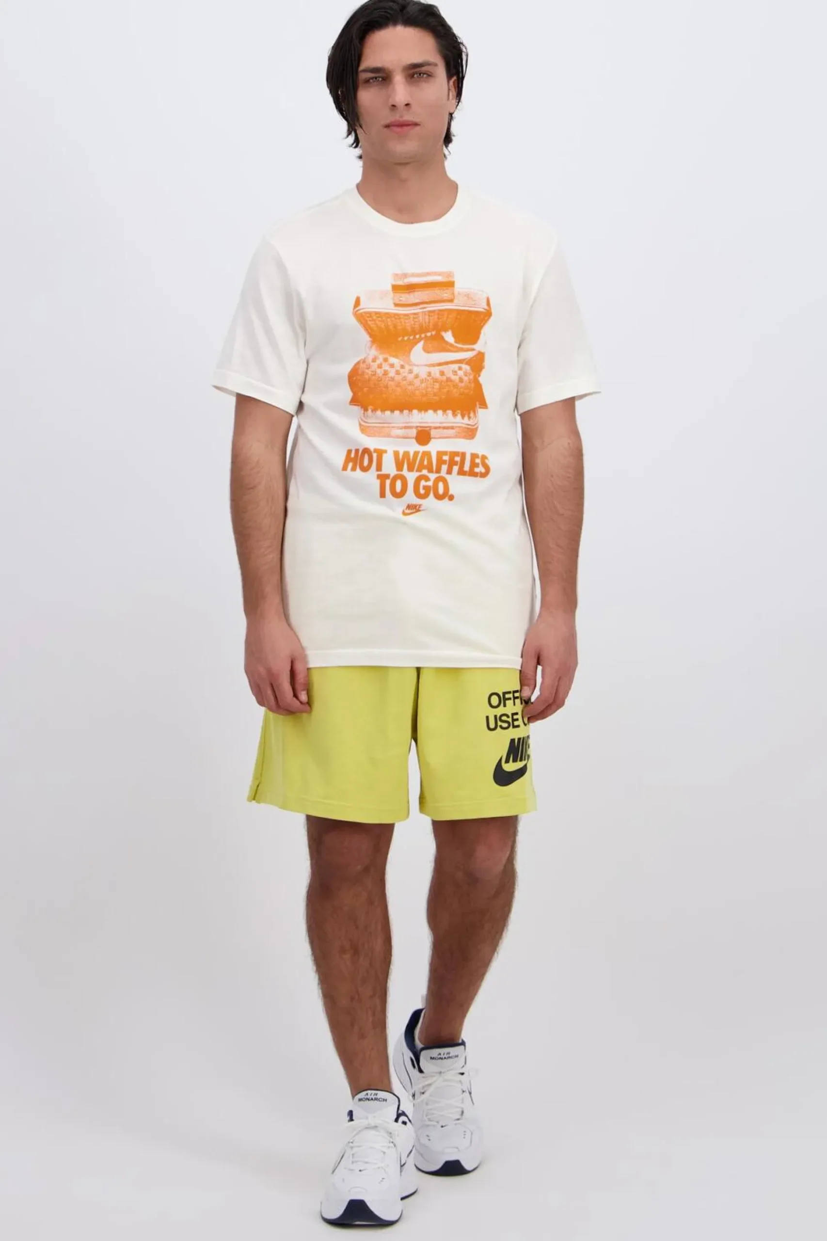 Calções Nike