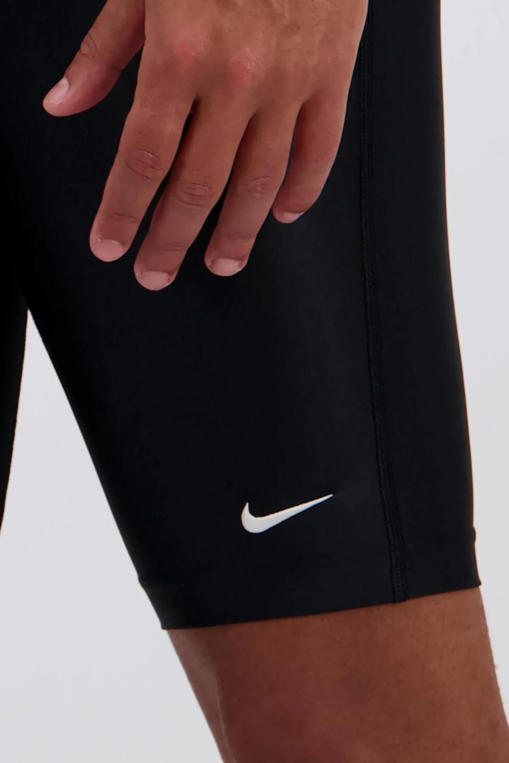 Calções Nike