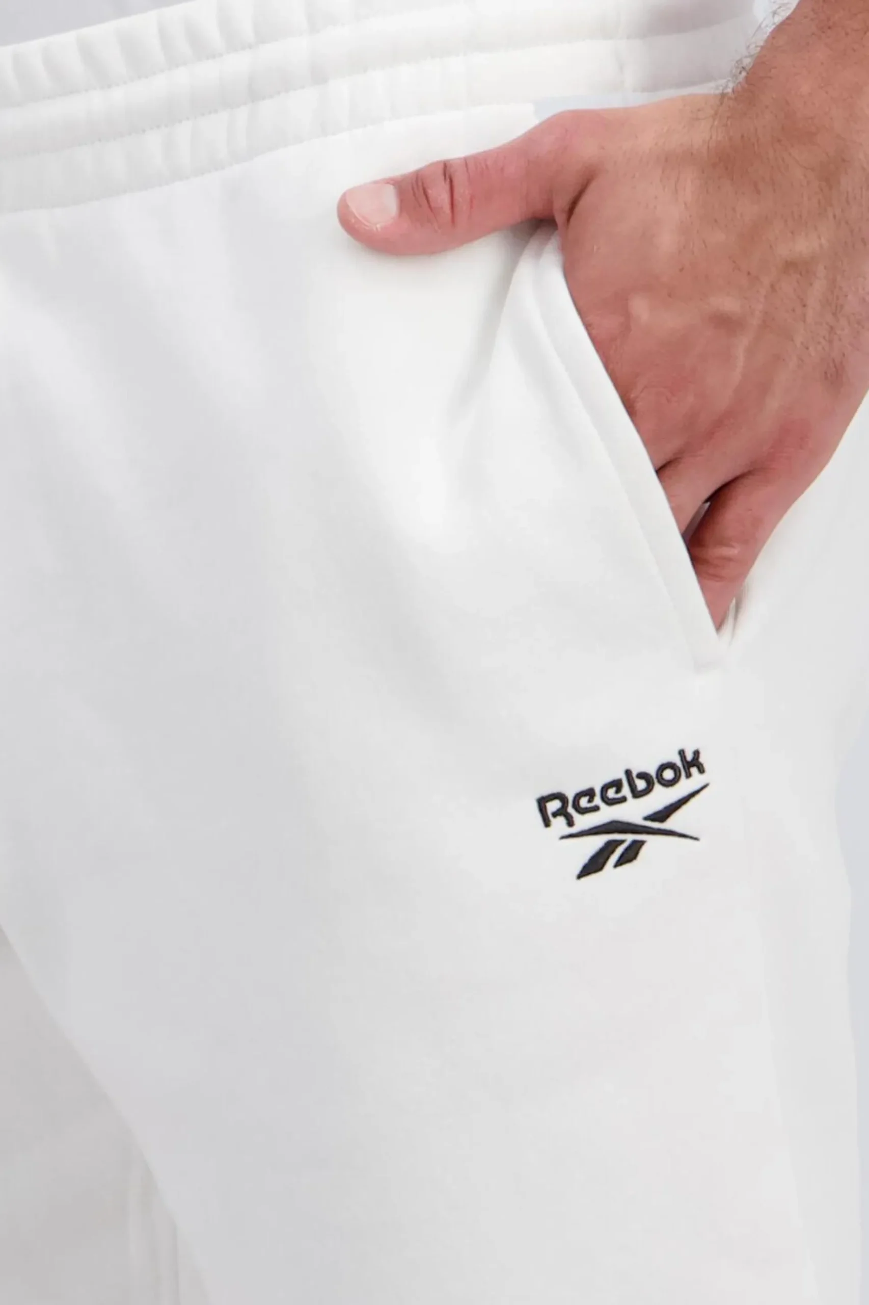 Calções Reebok