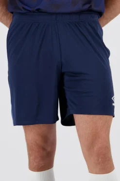 Calções Umbro Basic