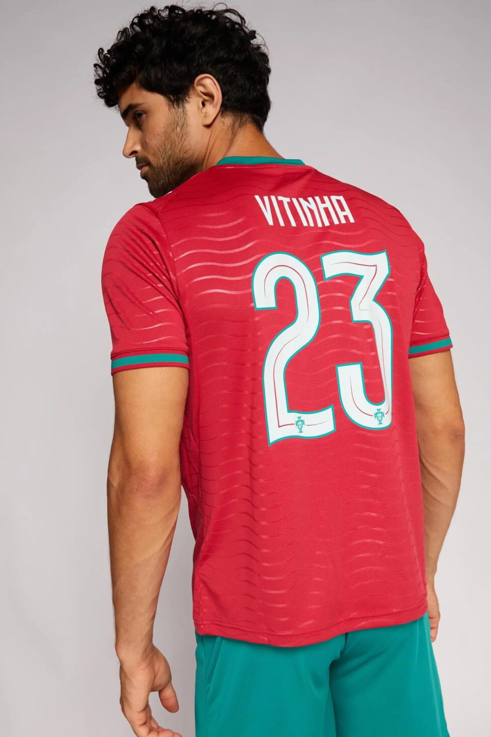 1ª Camisola Portugal Mundial 2026 Vitinha Réplica