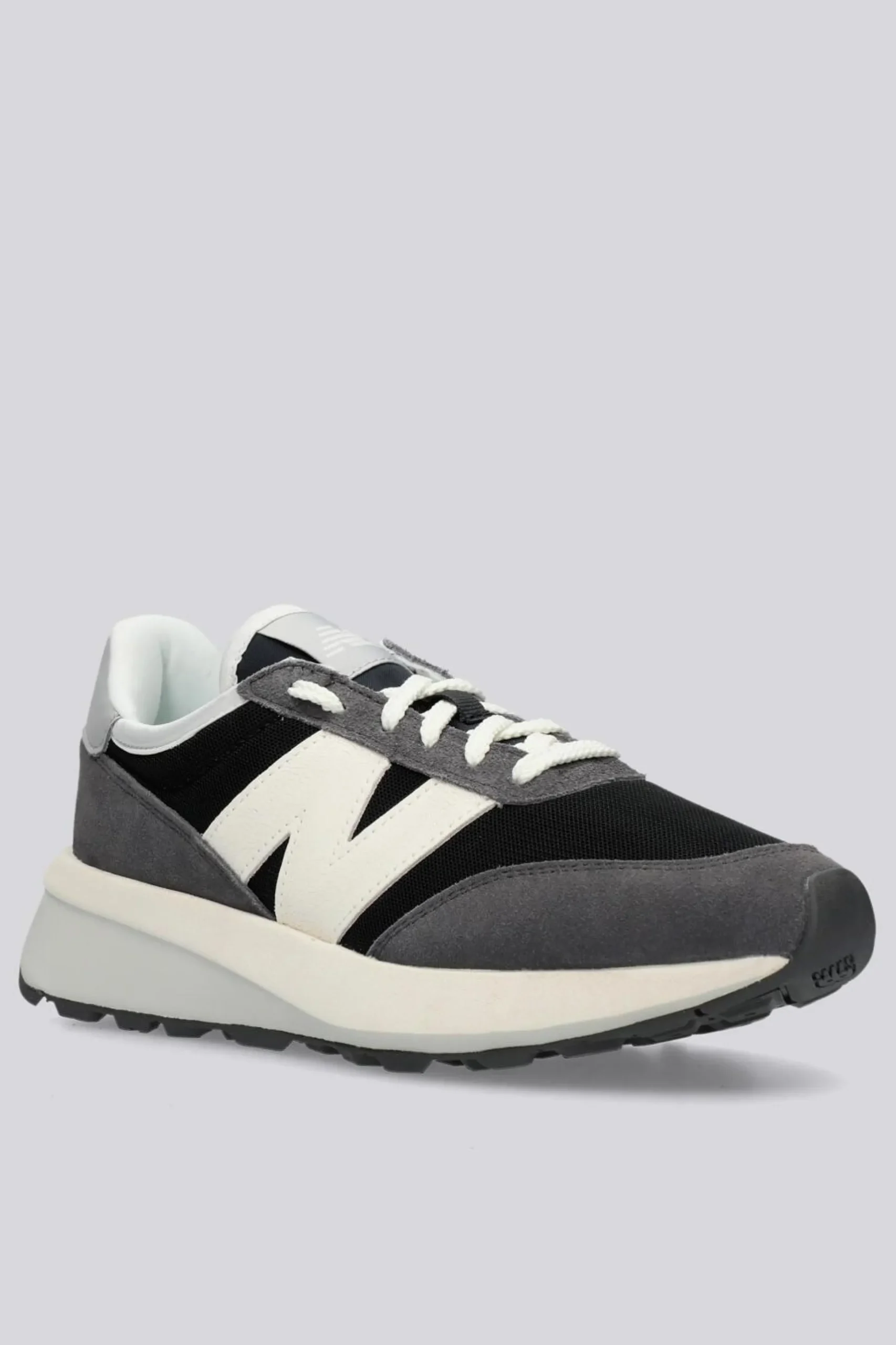 New Balance 370