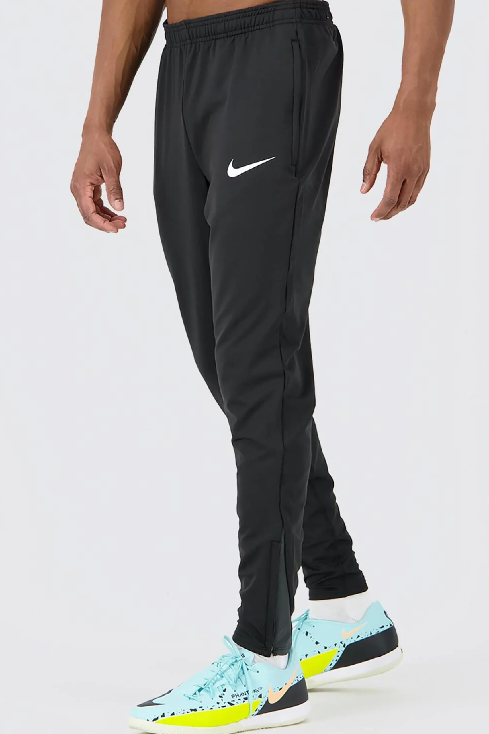 Nike Strike