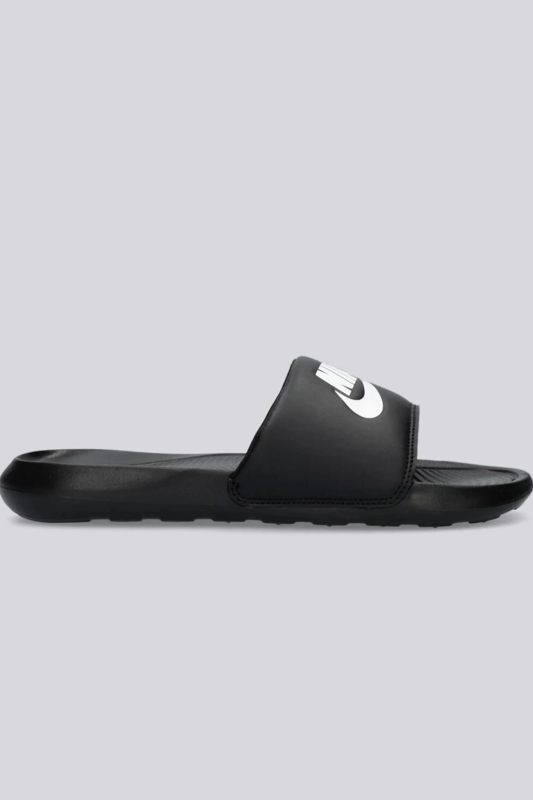 Nike Victori