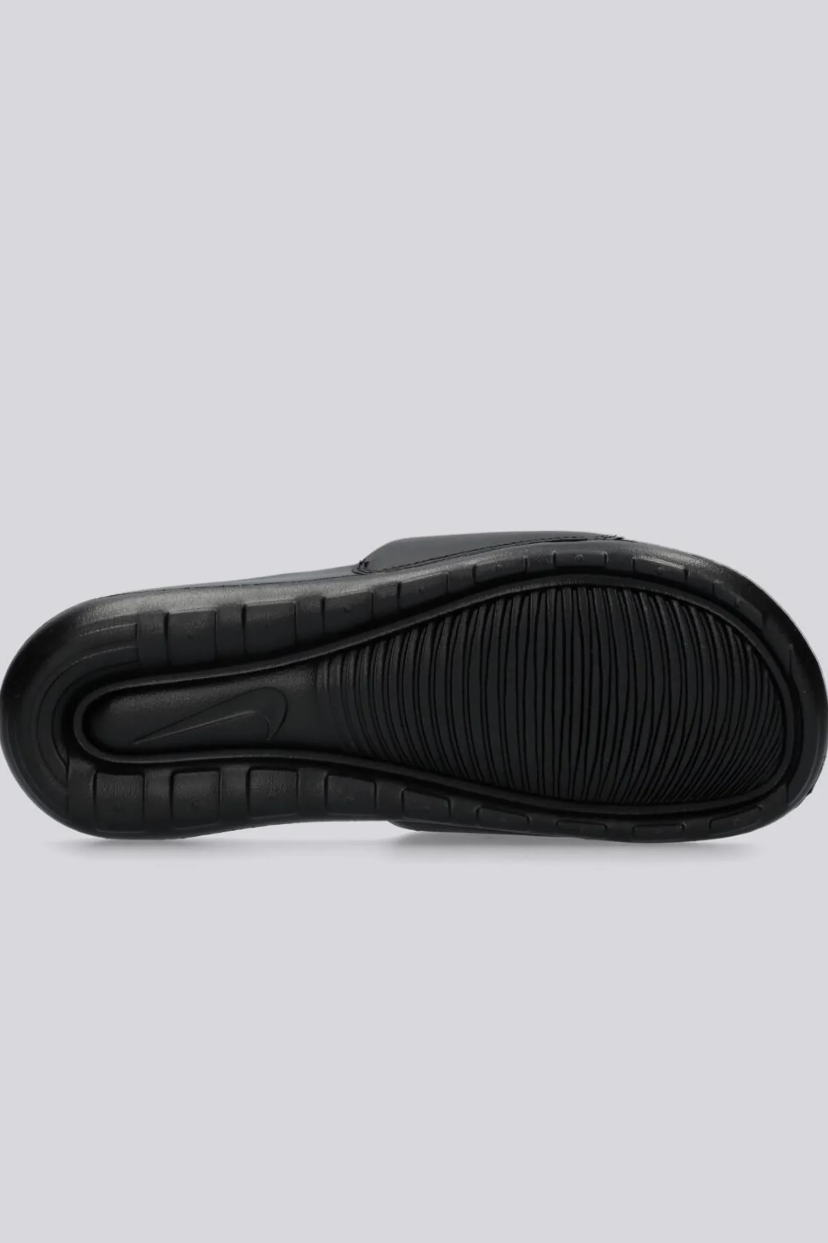 Nike Victori