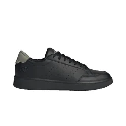 Sapatilhas adidas Nova Court