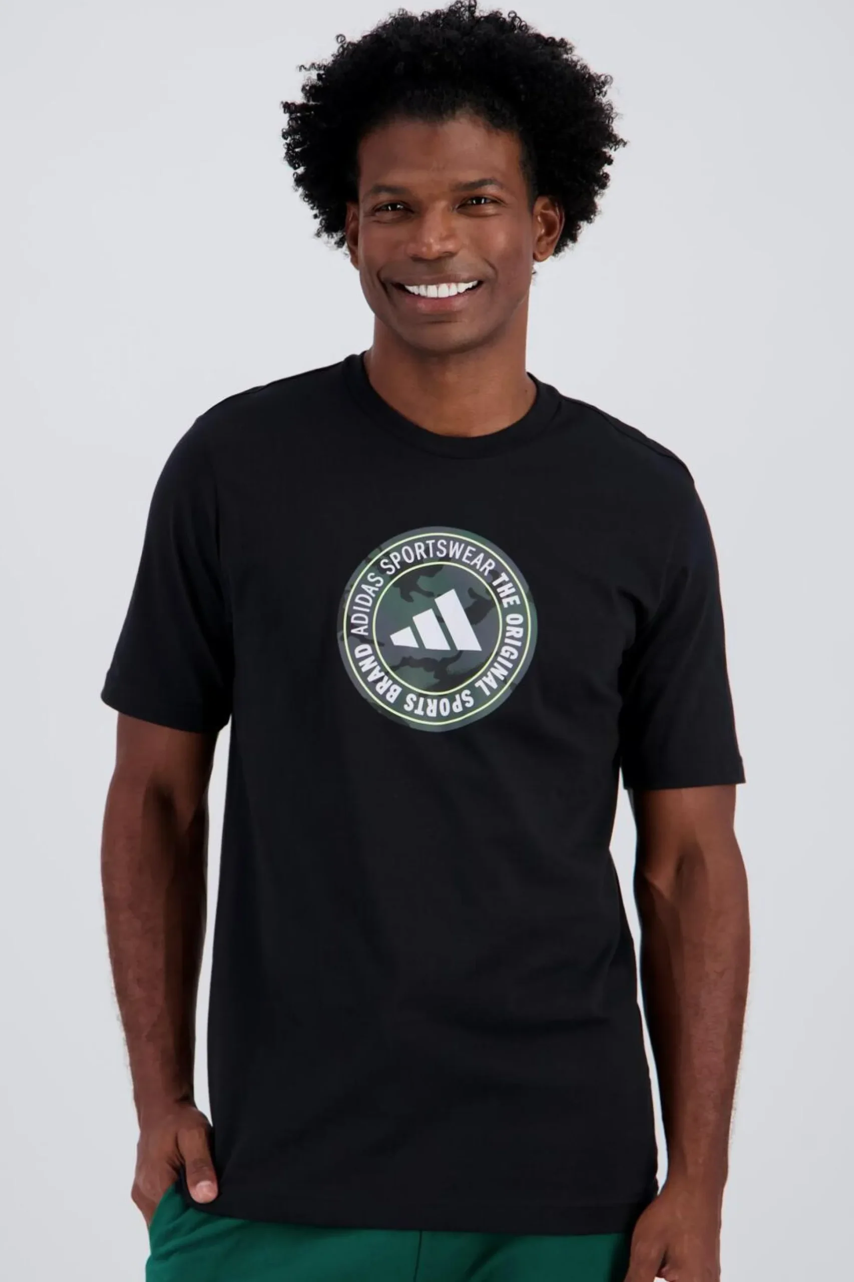 T-shirt adidas