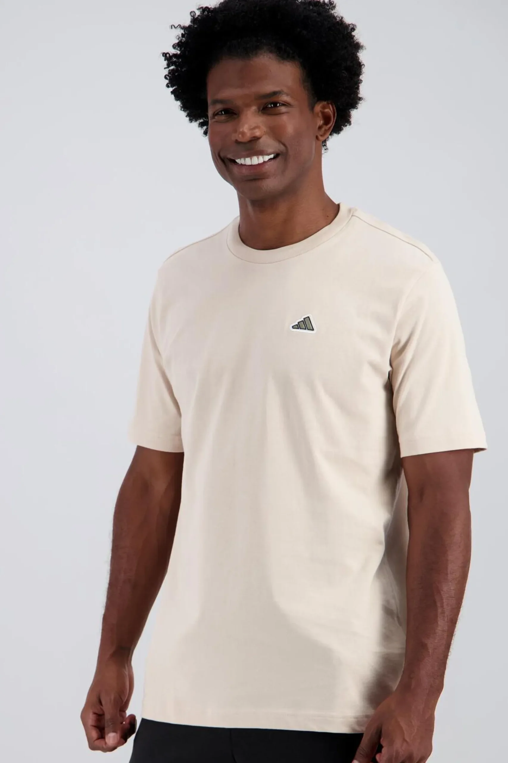 T-shirt adidas